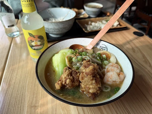 Takumi Dortmund photo 2