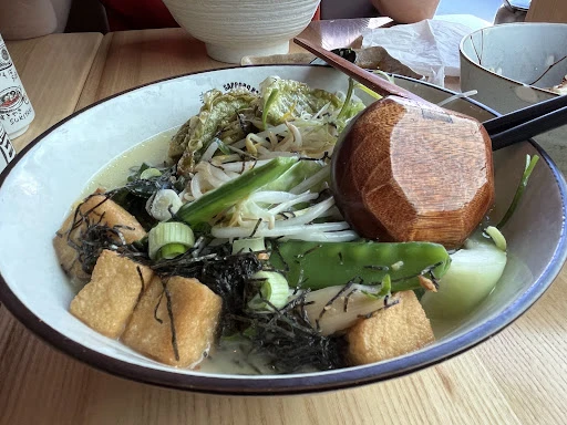 Takumi Dortmund photo 4